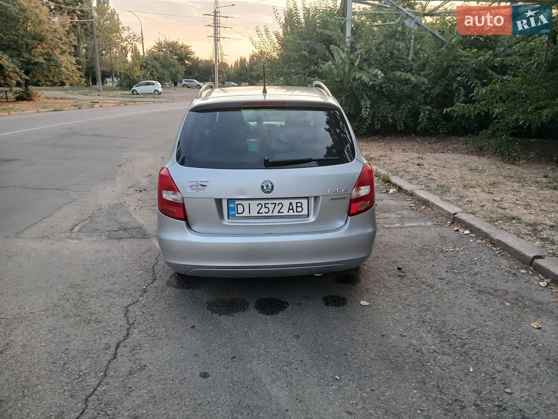 2011 Skoda Fabia - мініатюра 2