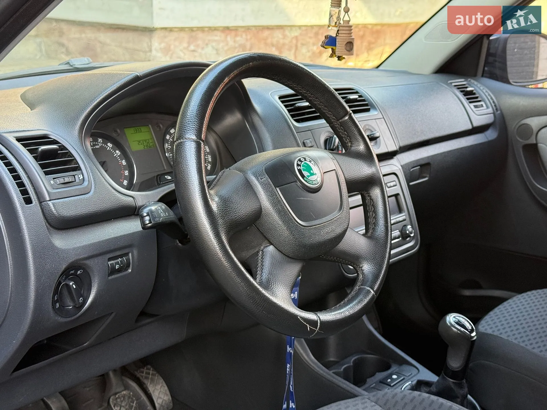 2010 Skoda Fabia - мініатюра 36