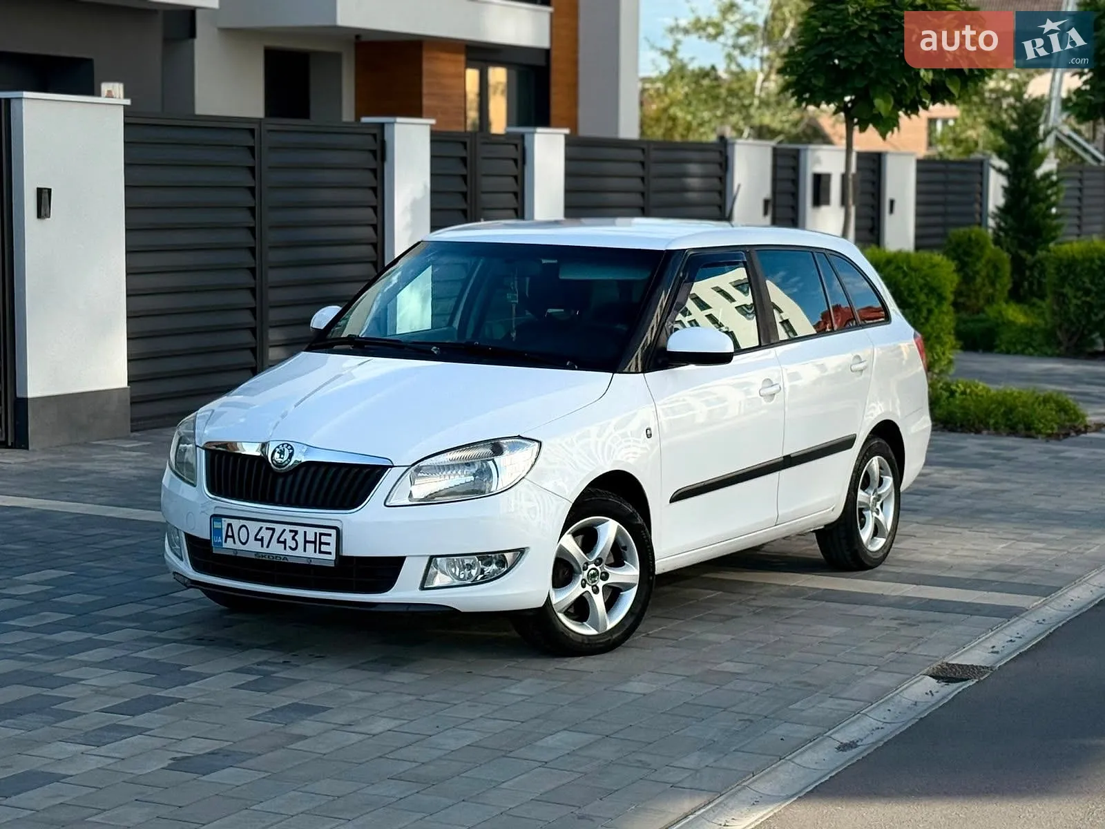 2010 Skoda Fabia - фото 1