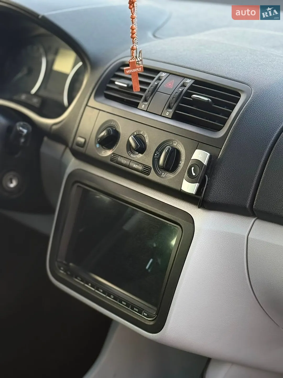 2010 Skoda Fabia - мініатюра 11