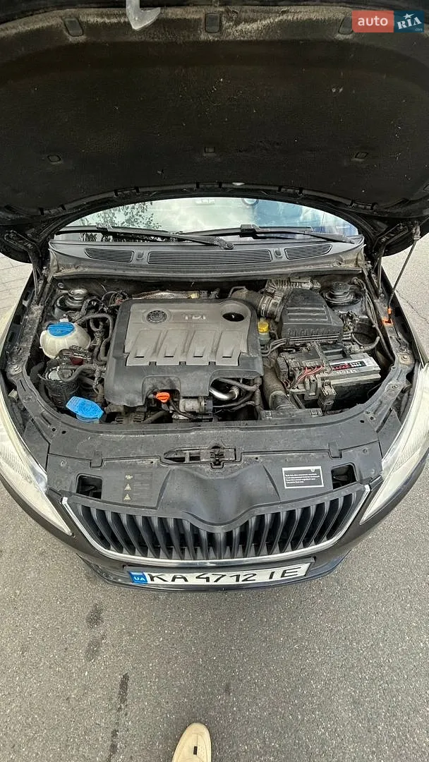 2010 Skoda Fabia - мініатюра 11