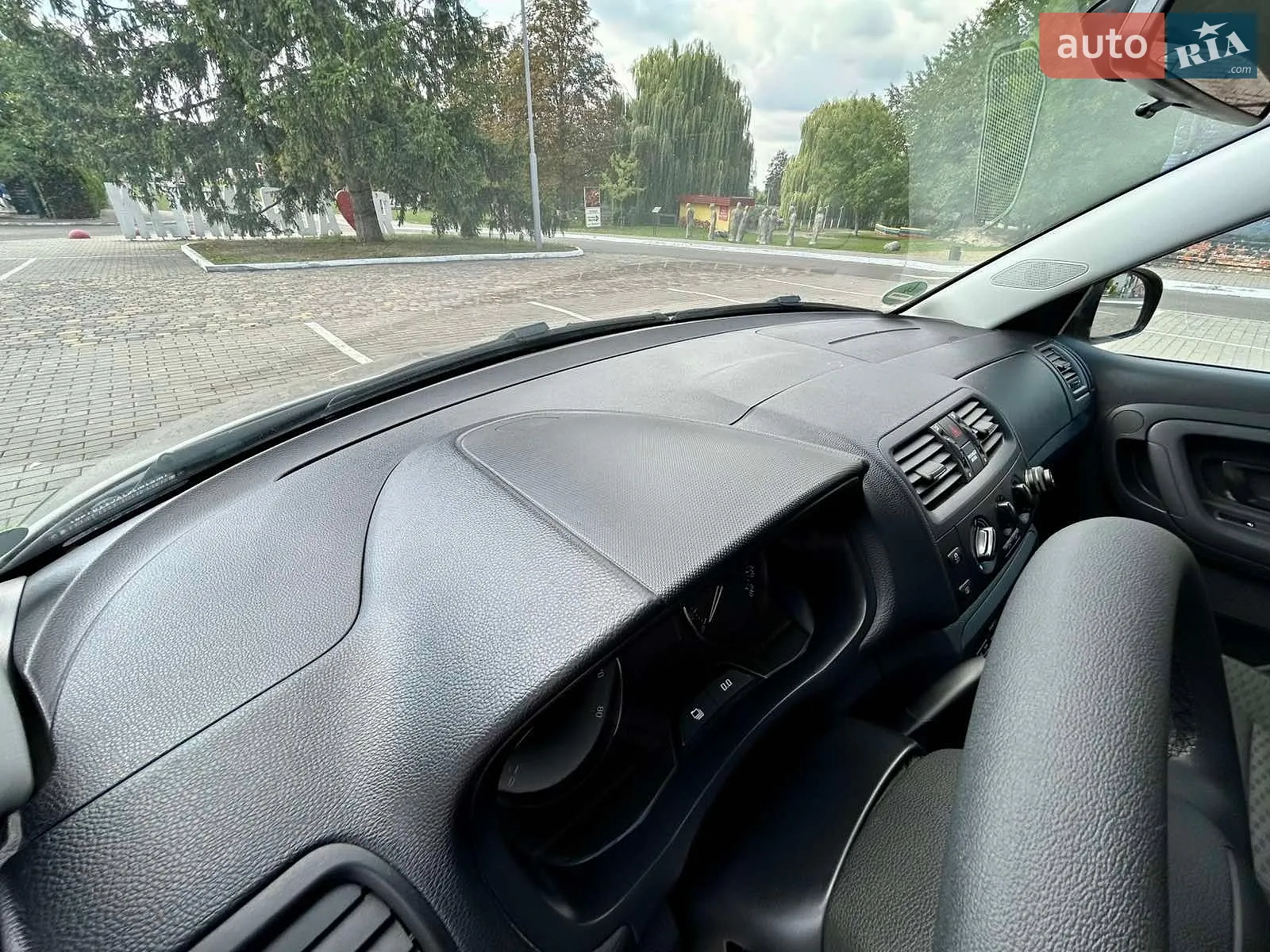 2011 Skoda Fabia - мініатюра 58