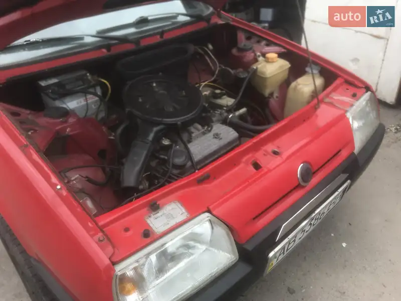 Хэтчбек Skoda Favorit 1993 в 