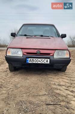 Хэтчбек Skoda Favorit 1993 в Шпикове