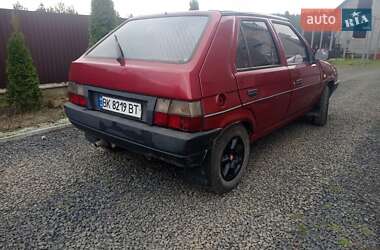Хэтчбек Skoda Favorit 1991 в 