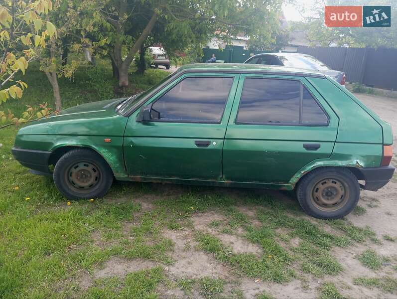 Хетчбек Skoda Favorit 1992 в Василькові