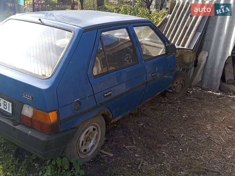 Хэтчбек Skoda Favorit 1991 в Золочеве