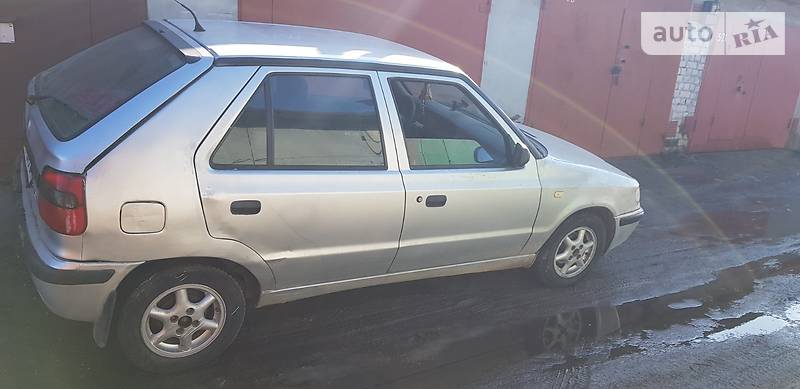 Хетчбек Skoda Felicia 2001 в Києві