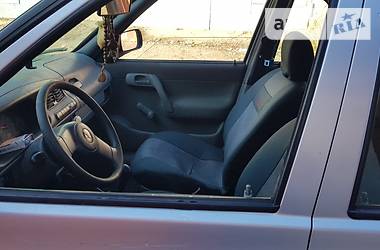 Хетчбек Skoda Felicia 2001 в 