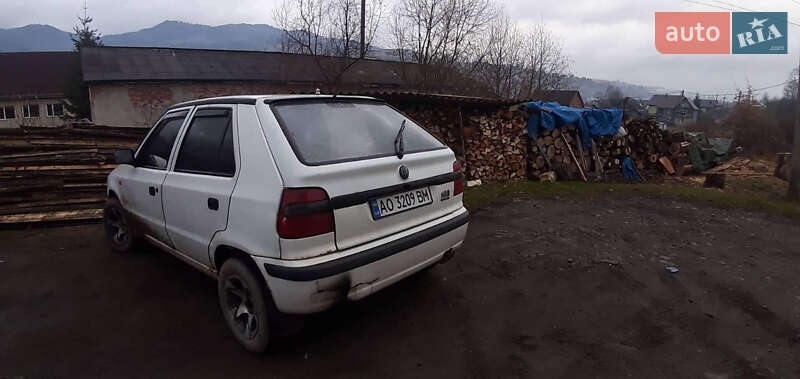 Хэтчбек Skoda Felicia 1998 в Рахове
