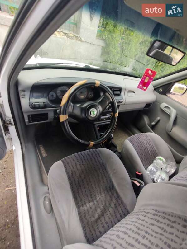 Хетчбек Skoda Felicia 1998 в Одесі