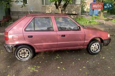 Хэтчбек Skoda Felicia 1997 в 