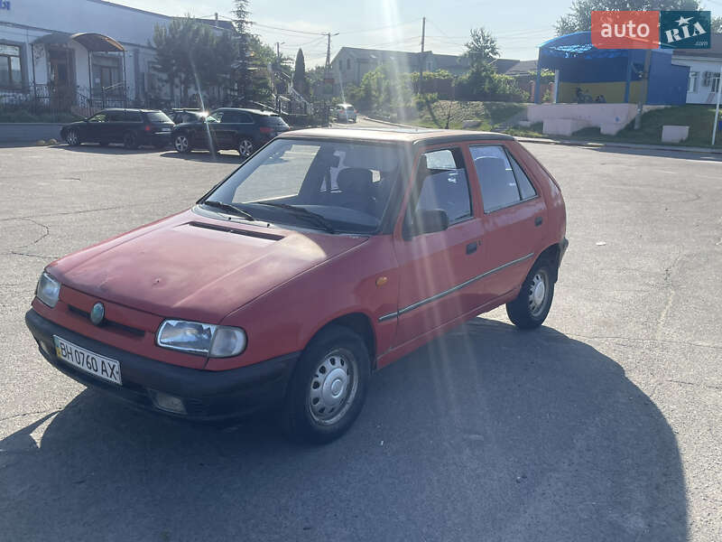 Хэтчбек Skoda Felicia 1996 в 