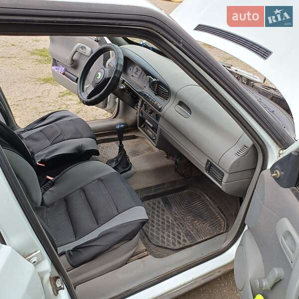 Хетчбек Skoda Felicia 1998 в Харкові