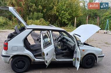Хэтчбек Skoda Felicia 1998 в  фото 26 Хэтчбек Skoda Felicia 1998 в