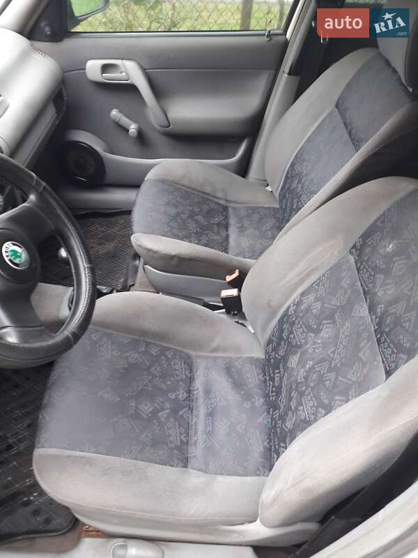 Хетчбек Skoda Felicia 2000 в Львові