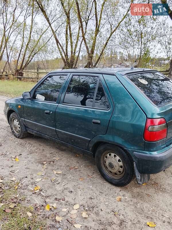 Хэтчбек Skoda Felicia 1999 в Житомире