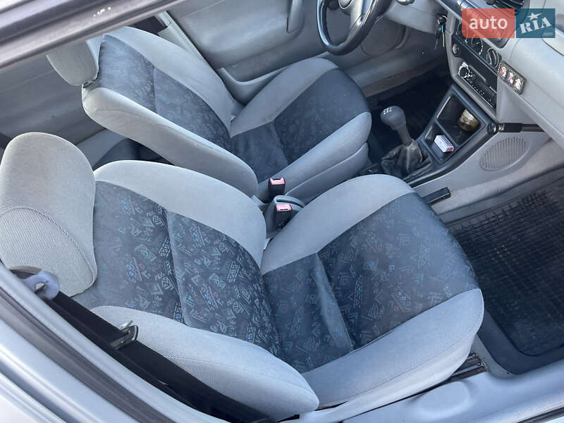 Хэтчбек Skoda Felicia 1999 в Прилуках