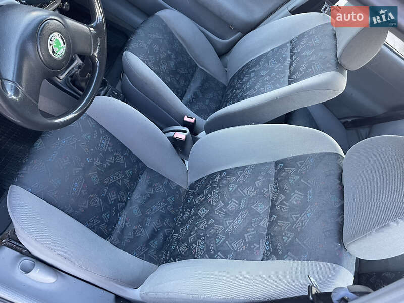 Хэтчбек Skoda Felicia 1999 в Прилуках