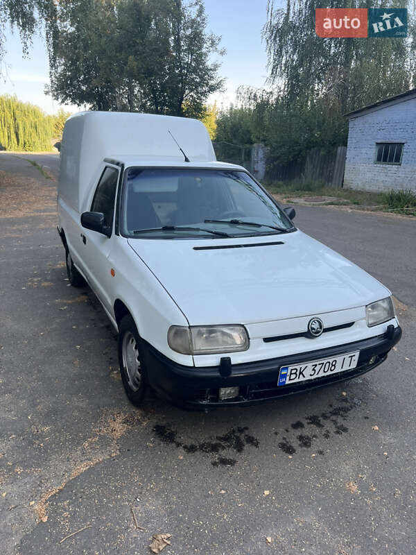 Вантажний фургон Skoda Felicia 2000 в Радивиліві