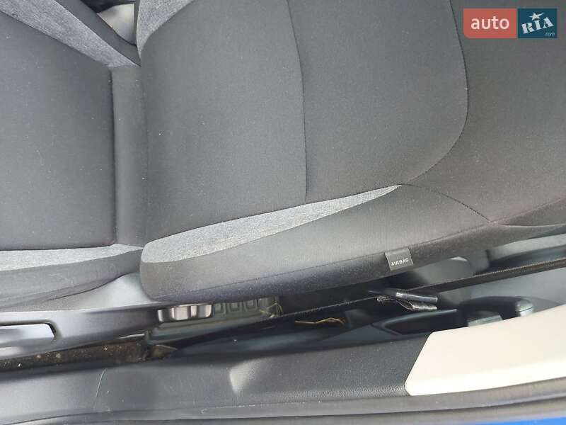 Внедорожник / Кроссовер Skoda Kamiq 2021 в Ужгороде