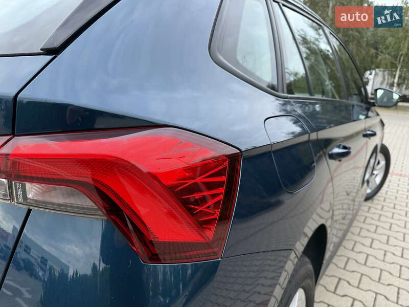 Позашляховик / Кросовер Skoda Kamiq 2021 в Києві