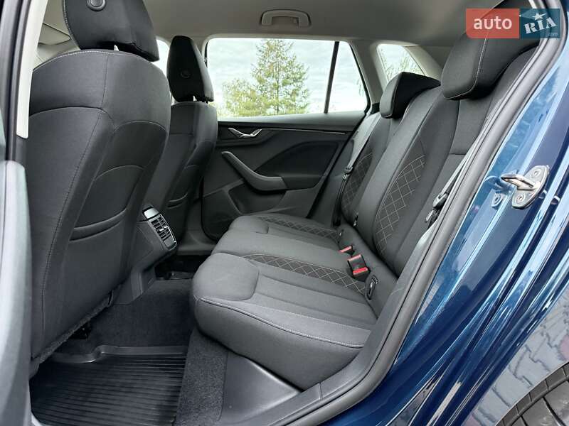 Позашляховик / Кросовер Skoda Kamiq 2021 в Києві