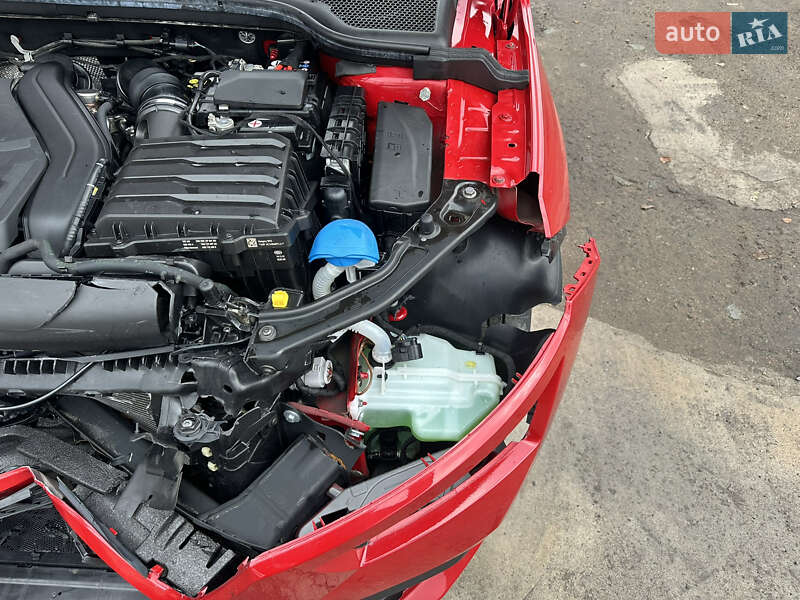 Внедорожник / Кроссовер Skoda Kamiq 2021 в Житомире