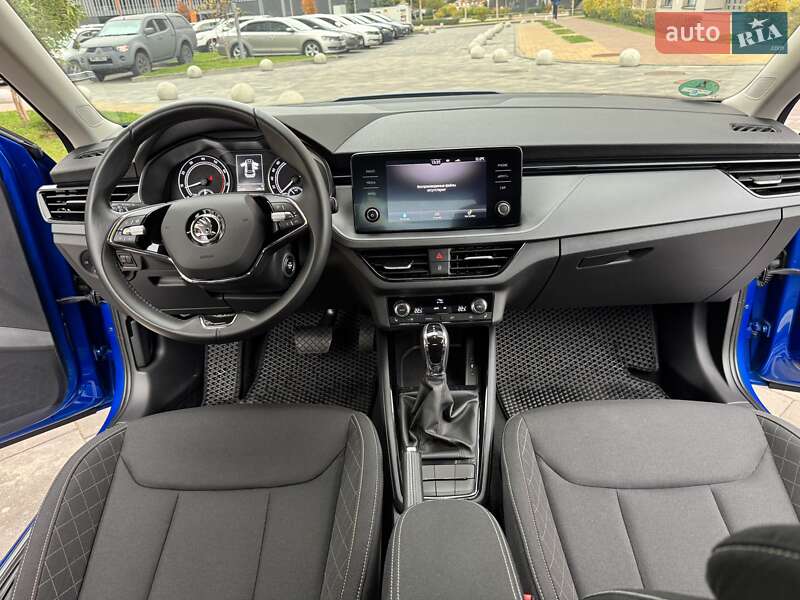 Внедорожник / Кроссовер Skoda Kamiq 2022 в Киеве