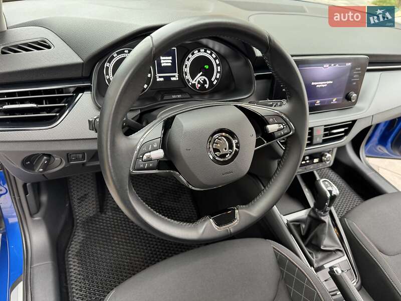 Внедорожник / Кроссовер Skoda Kamiq 2022 в Киеве