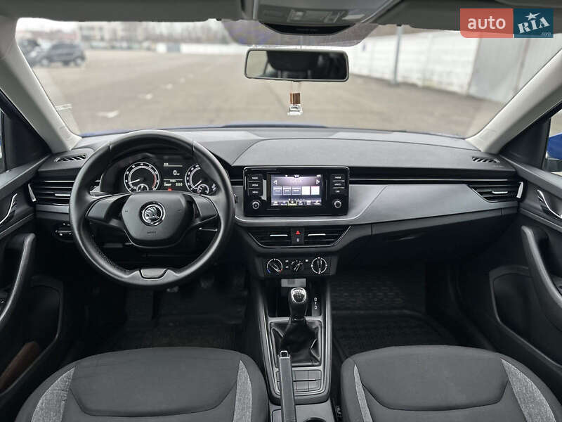 Позашляховик / Кросовер Skoda Kamiq 2021 в Києві