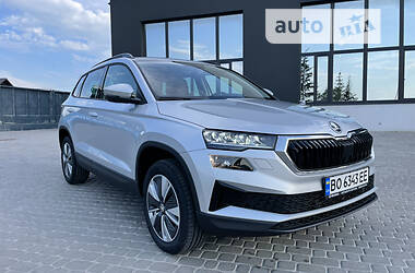 Позашляховик / Кросовер Skoda Karoq 2022 в 