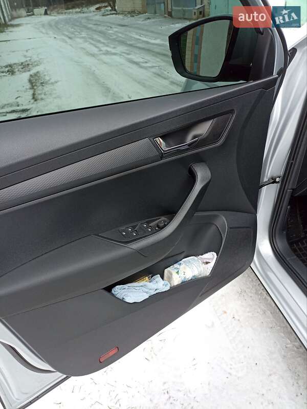 Позашляховик / Кросовер Skoda Karoq 2021 в Славуті