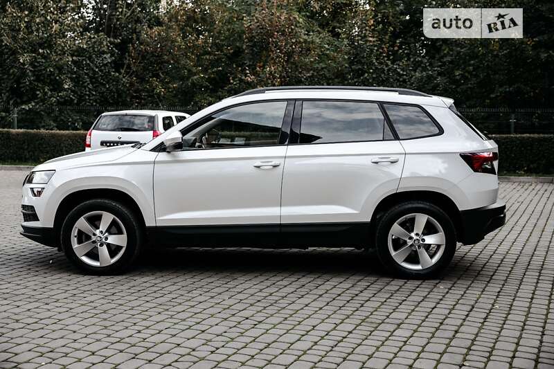 Внедорожник / Кроссовер Skoda Karoq 2018 в Луцке