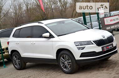 Внедорожник / Кроссовер Skoda Karoq 2020 в 