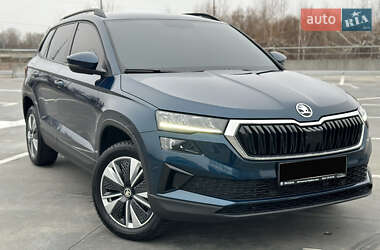 Внедорожник / Кроссовер Skoda Karoq 2022 в Киеве