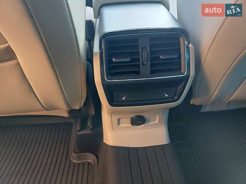 Позашляховик / Кросовер Skoda Karoq 2020 в Ужгороді