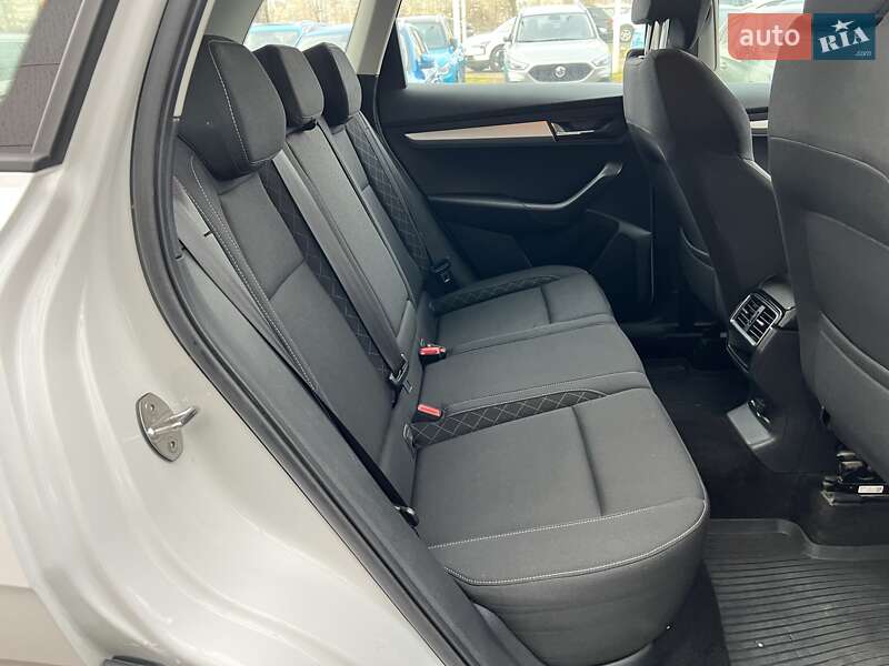 Позашляховик / Кросовер Skoda Karoq 2021 в Києві