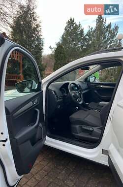Позашляховик / Кросовер Skoda Karoq 2022 в 