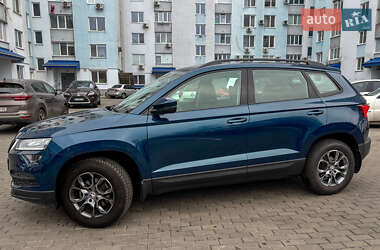 Внедорожник / Кроссовер Skoda Karoq 2020 в 