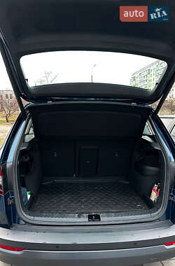 Внедорожник / Кроссовер Skoda Karoq 2020 в 