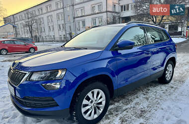 Внедорожник / Кроссовер Skoda Karoq 2020 в Киеве