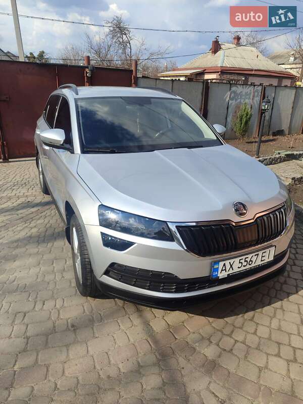 Внедорожник / Кроссовер Skoda Karoq 2018 в Харькове