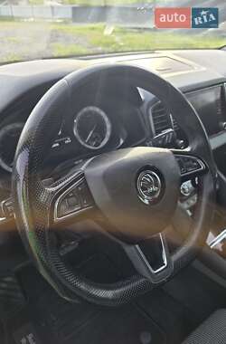 Внедорожник / Кроссовер Skoda Karoq 2017 в 