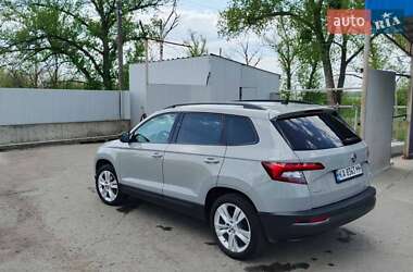 Внедорожник / Кроссовер Skoda Karoq 2019 в 