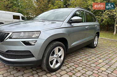 Позашляховик / Кросовер Skoda Karoq 2021 в 