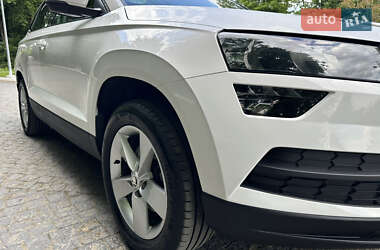 Внедорожник / Кроссовер Skoda Karoq 2020 в 