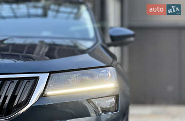 Внедорожник / Кроссовер Skoda Karoq 2021 в 