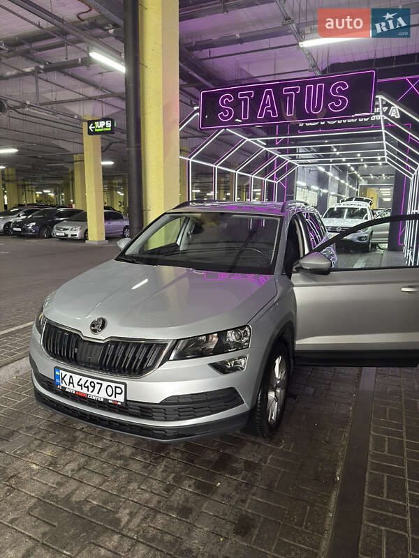 Позашляховик / Кросовер Skoda Karoq 2019 в 