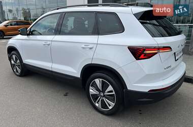 Внедорожник / Кроссовер Skoda Karoq 2022 в 